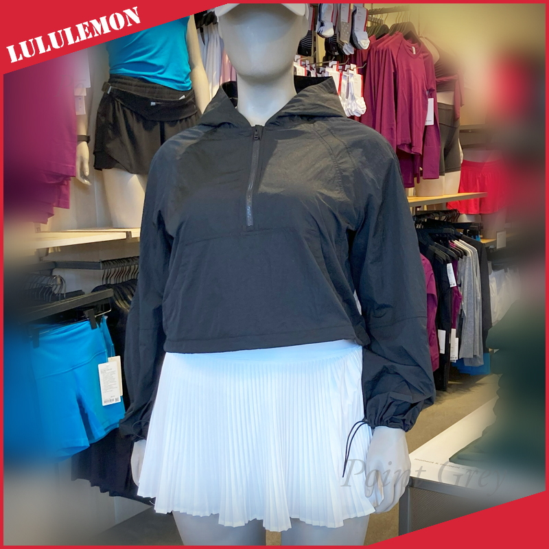 lululemon☆ 急な雨にもOK! 撥水ナイロン・フード付きアノラック