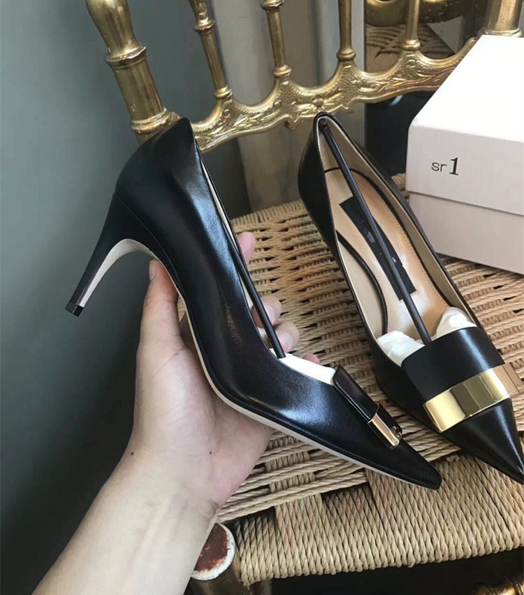 スクエア バックル パンプス 7㎝ヒール 3色 韓国 デザイン 上品