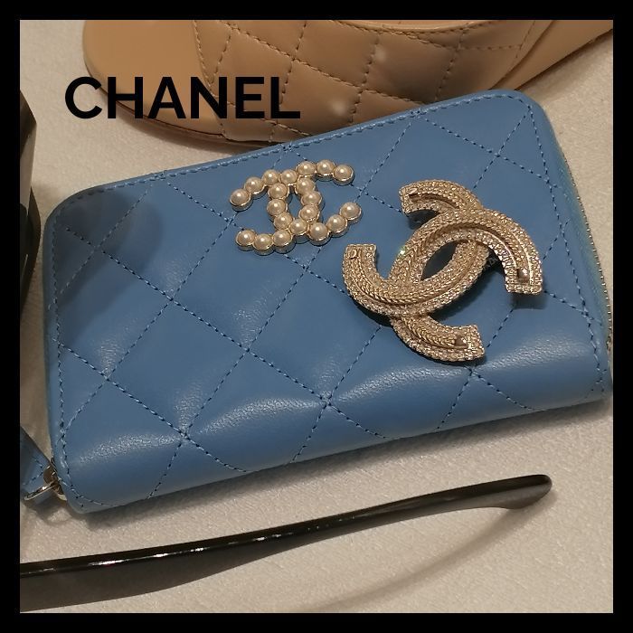 シャネル CHANEL コインケース クラシック ジップ ブルー 鮮やか