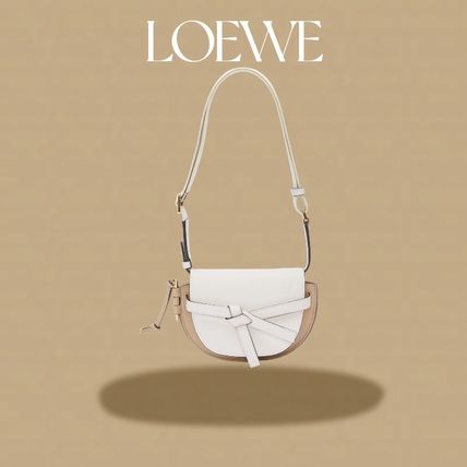 ゲートポケット LOEWE(ロエベ) バッグ・カバン(レディース