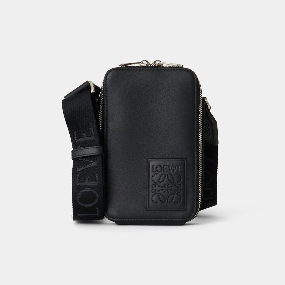 《LOEWE》 バーティカル ポケット クロスバッグ