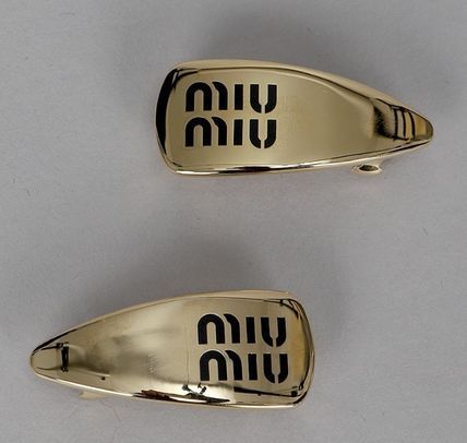 《MIU MIU》 ロゴ エナメル メタル ヘアクリップ