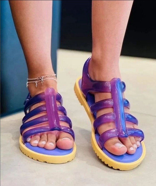《sale》Melissa 追跡付/送料込 バブルスパーダーサンダル
