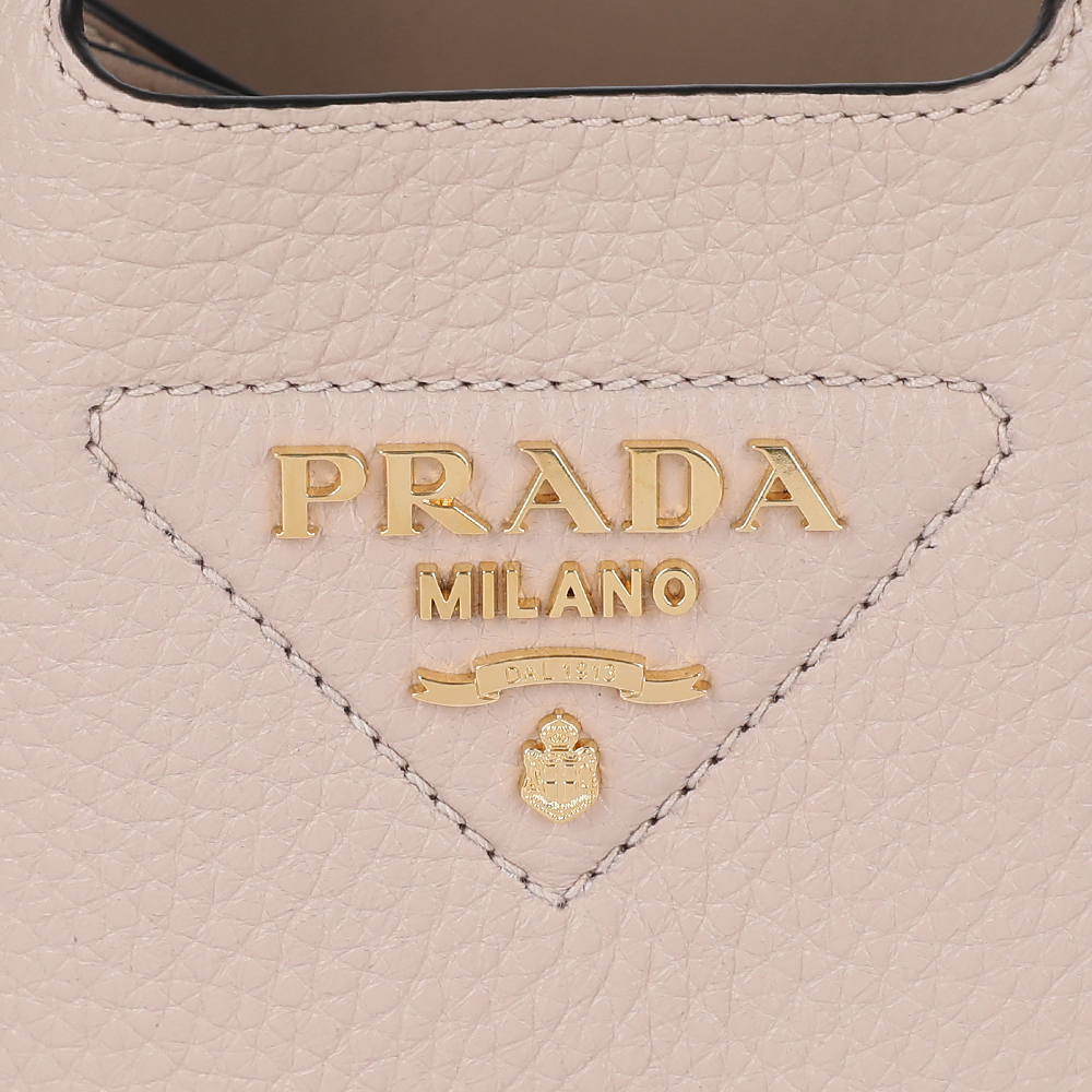 《PRADA》 ロゴ トートバッグ