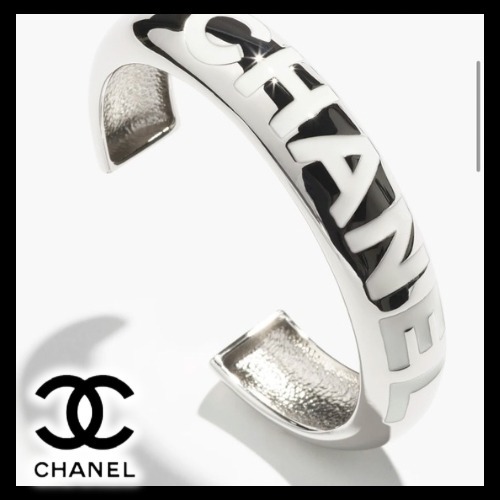 シンプル☆お洒落【CHANEL】25C バングル ブレスレット