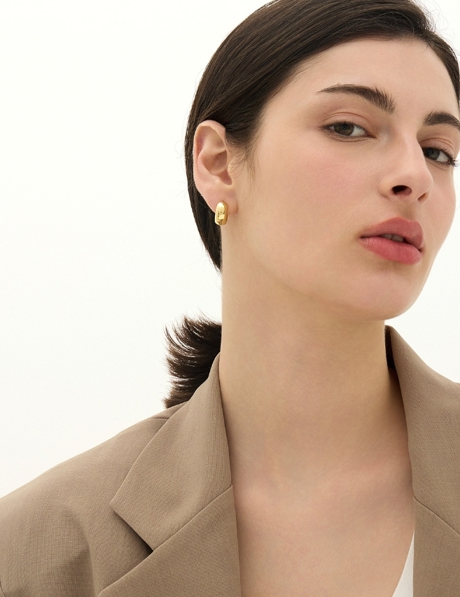 【HYERES LOR】25SS★ Champagne Full Moon SIL 1Touch Earrings HYERES LOR】25SS☆ Champagne Full Moon SIL 1Touch Earrings