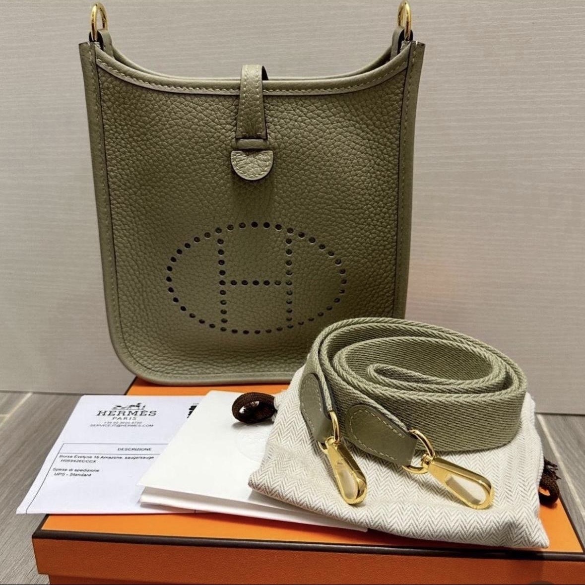 入手困難♪HERMES ミニエヴリン TPM 16 セージ×ゴールド金具