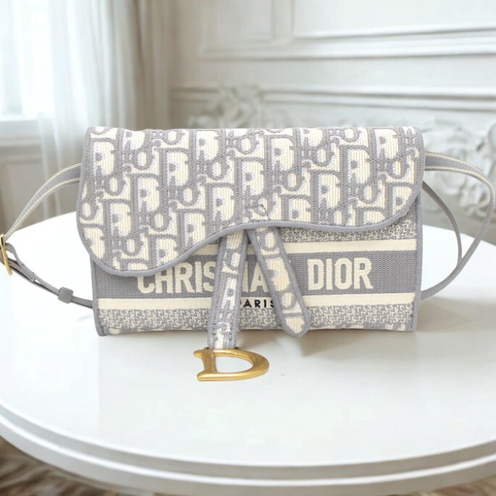 ≪上質な質感≫【Dior】オブ リーク サドル スリムポーチ