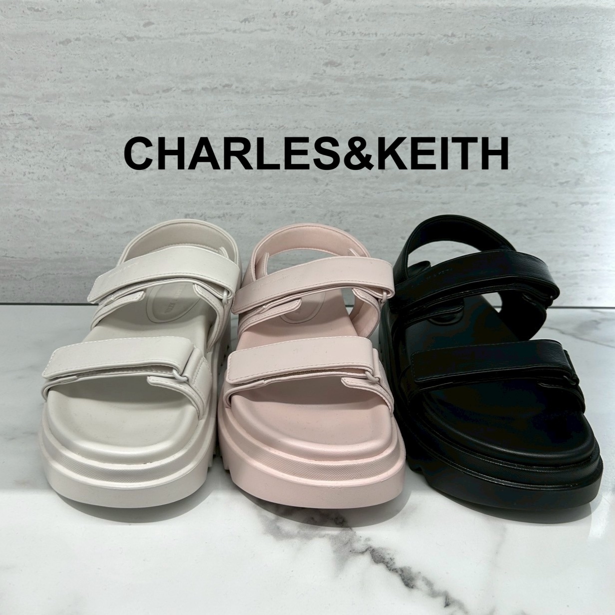 CHARLES&KEITHダブルストラッププラットフォームサンダル/送料込