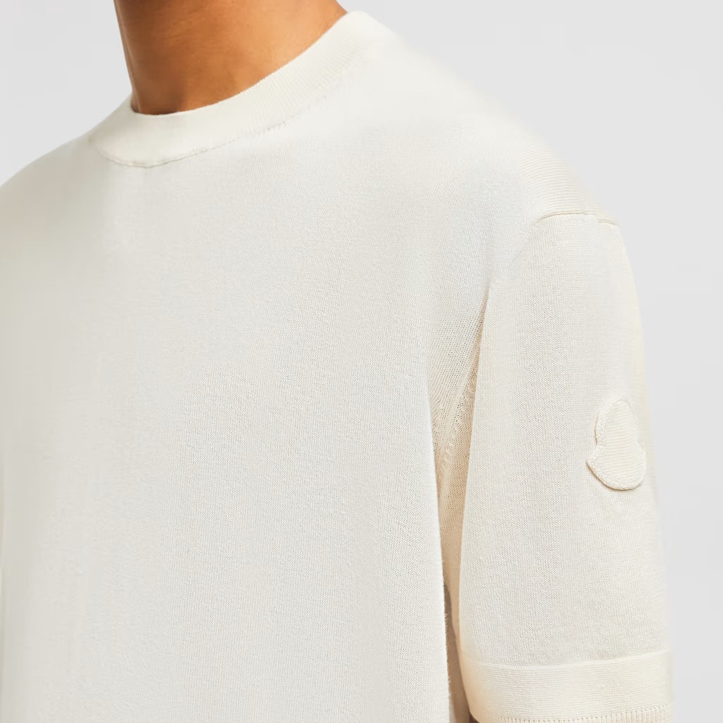 【MONCLER】 シルク＆コットンニット 袖ロゴ入り半袖Tシャツ/3色 モンクレール】3色 肩ポケット ロゴ Tシャツ「新作」 (MONCLER