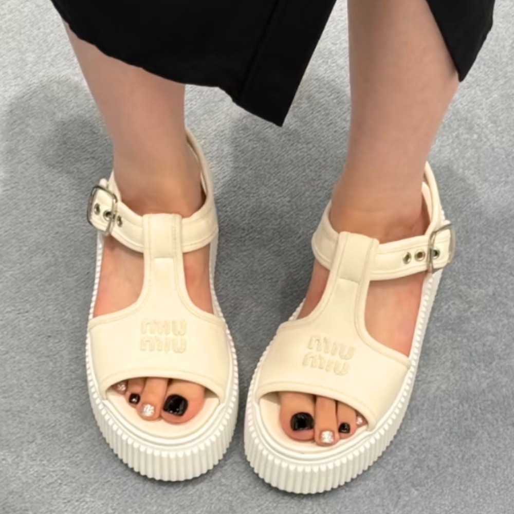 《力の抜けたお洒落》【MiuMiu】デニムフラットフォームサンダル