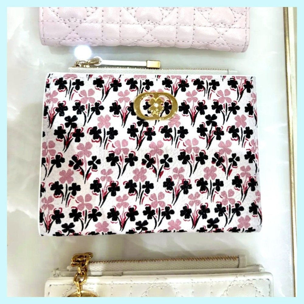 【可愛い♡】Dior 【日本限定】 Caro Dahlia ウォレット