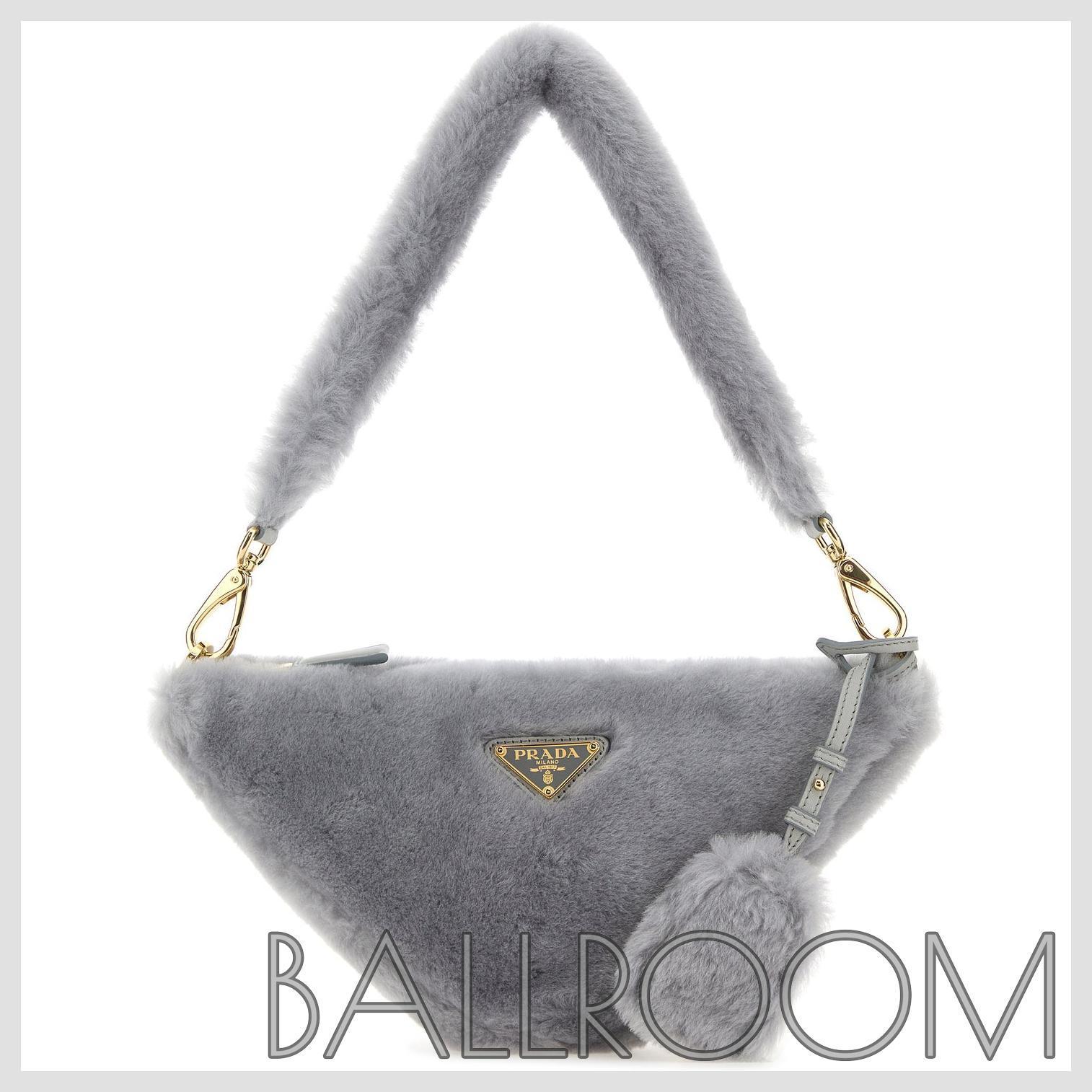ハンドバッグ PRADA GREY SHEARLING TRIANGLE HANDBAG
