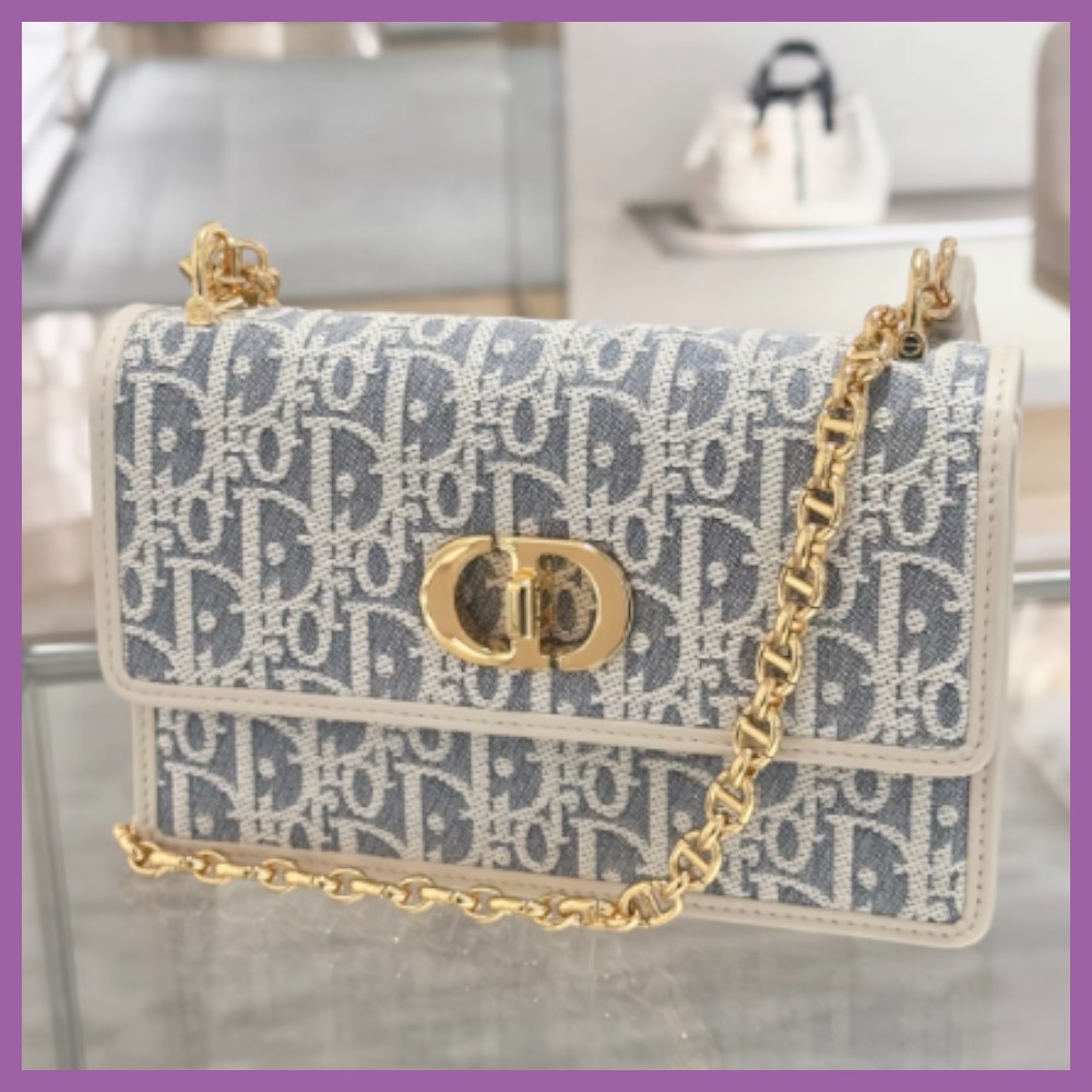 【ちょっとしたお出かけにも♪】Dior Miss caro ミニバッグ