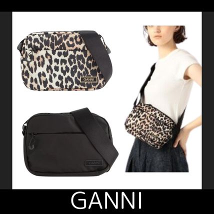Ganni(ガニー) ショルダーバッグ 鞄 レオパード 豹柄 ロゴ 美品】 Ganni / ガニー | レオパード ワンショルダーバッグ