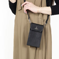 Vivienne Westwood スマホショルダー レザー 58030001U L001N