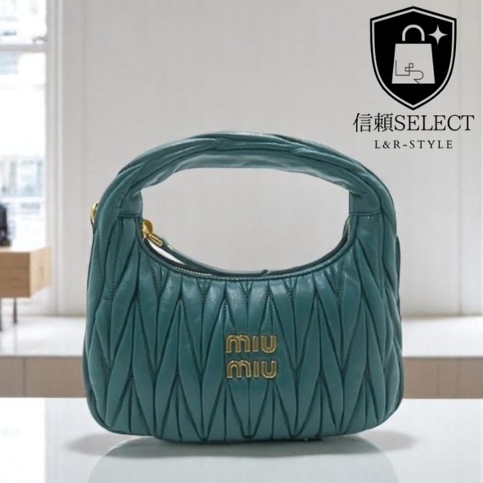未使用品【miumiu】ワンダー マテラッセ ホーボーバッグ・中古
