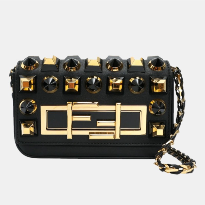 中古品・美品【FENDI】BAGUETTE メタルFF ショルダーバッグ