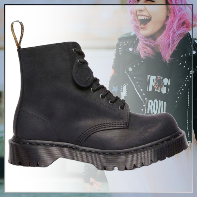 厚底スタイル【Dr.Martens】MIE 1460 8 ホール ブーツ