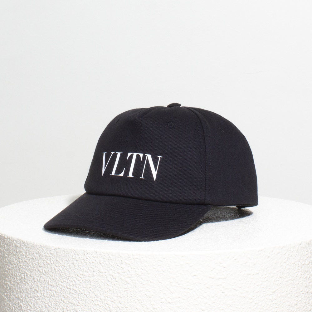 ★VALENTINO VLTN CAP ロゴ キャップ