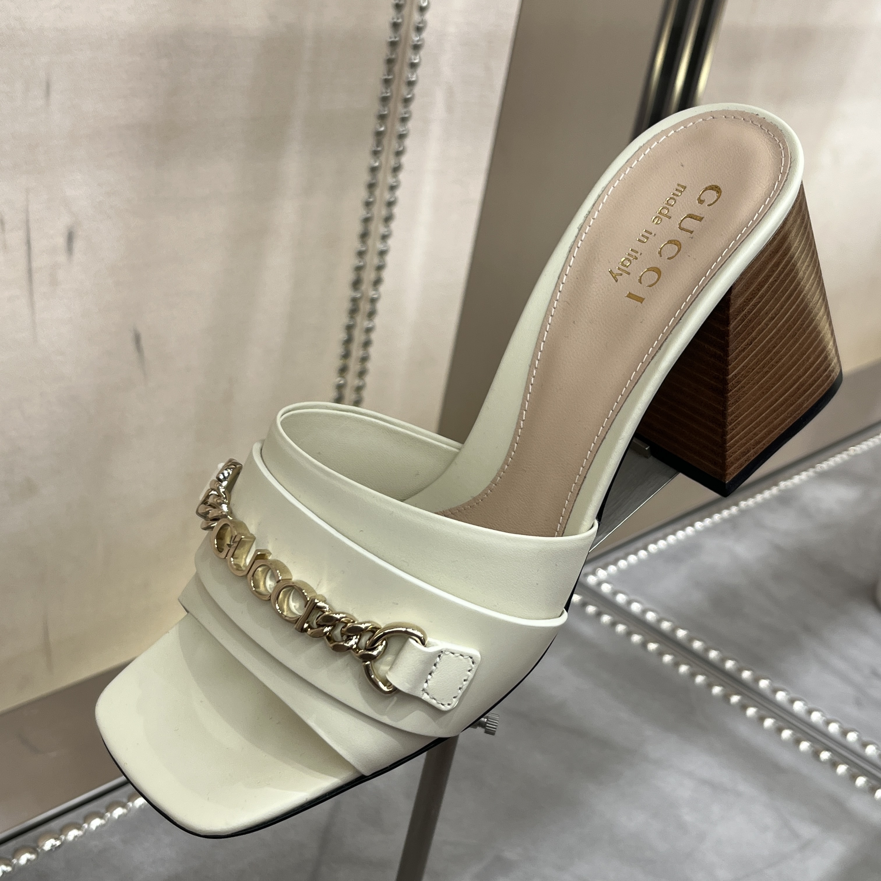 ★GUCCI★ 786595 SIGNORIA サンダル