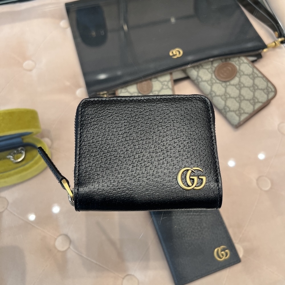★GUCCI★ グッチ 795165 ラウンドジップ 小銭入れ 財布