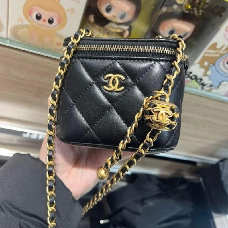 【新品未使用】CHANEL チェーン バニティケース/バッグ