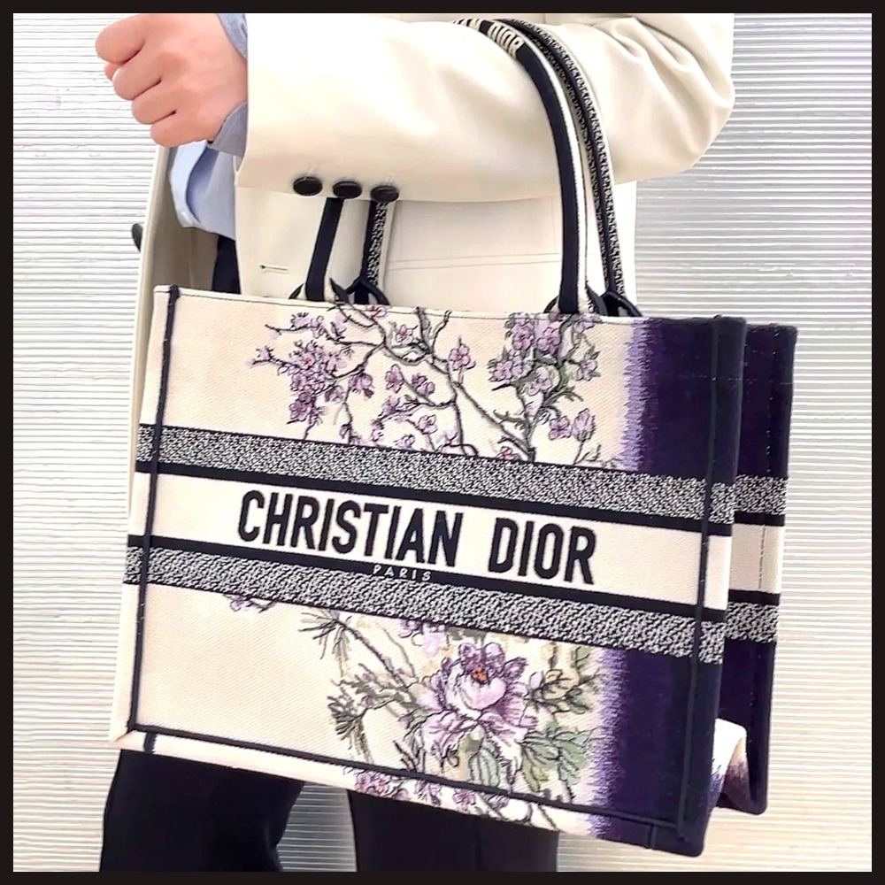 【定番人気★お洒落♪】DIOR 25AW DiorBookToteバッグミディアム