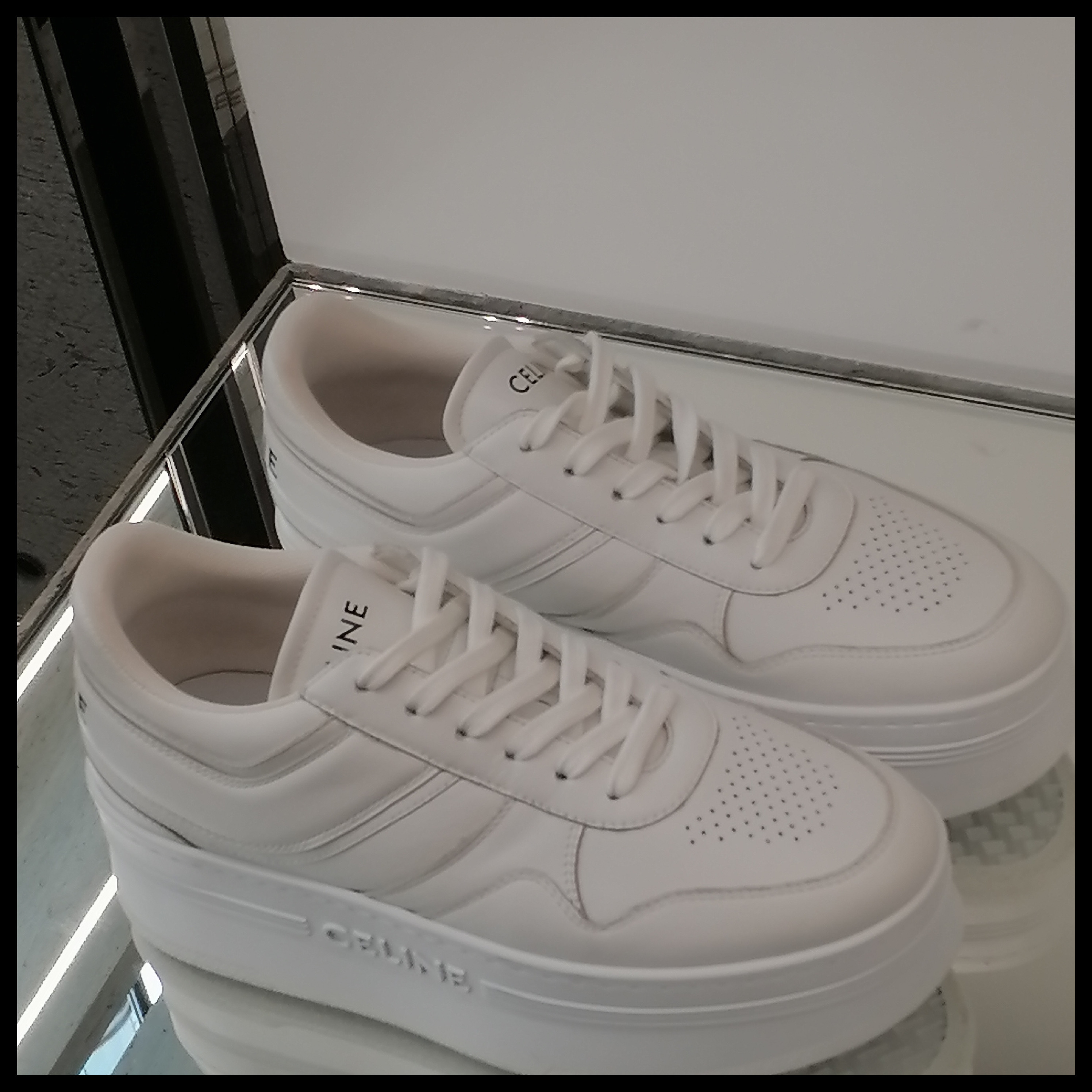 ◆CELINE◆ CELINE レースアップ ロースニーカー / カーフスキン