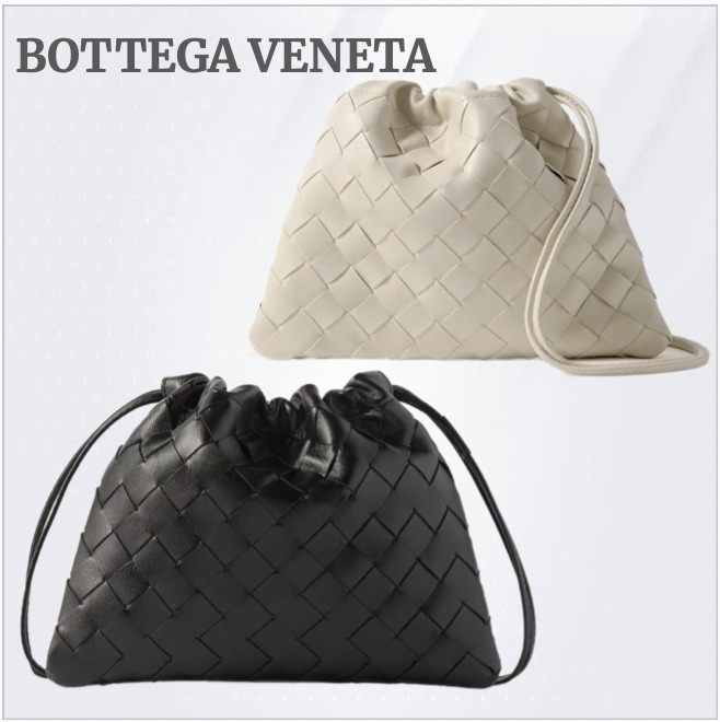【BOTTEGA VENETA】イントレチャートレザー ポーチ、エレガント