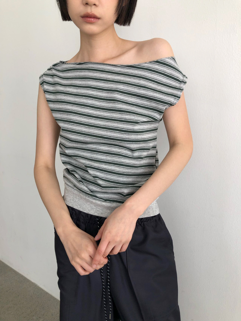 《hippiedippy》 arch tee