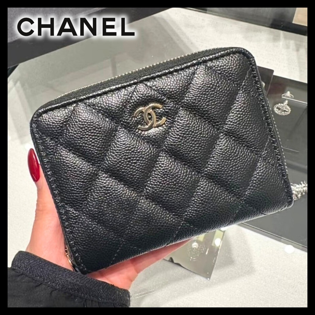 【たっぷり収納できる一生モノ♪】CHANEL 二つ折り財布 CCロゴ