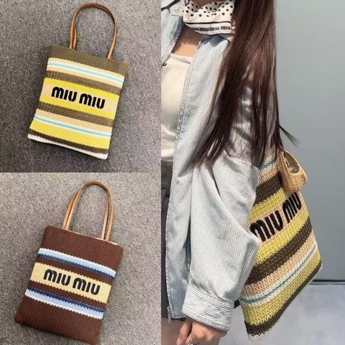 ★Miumiu★ラフィア風 クロシェ編み トートバッグ 刺繍ロゴ入り