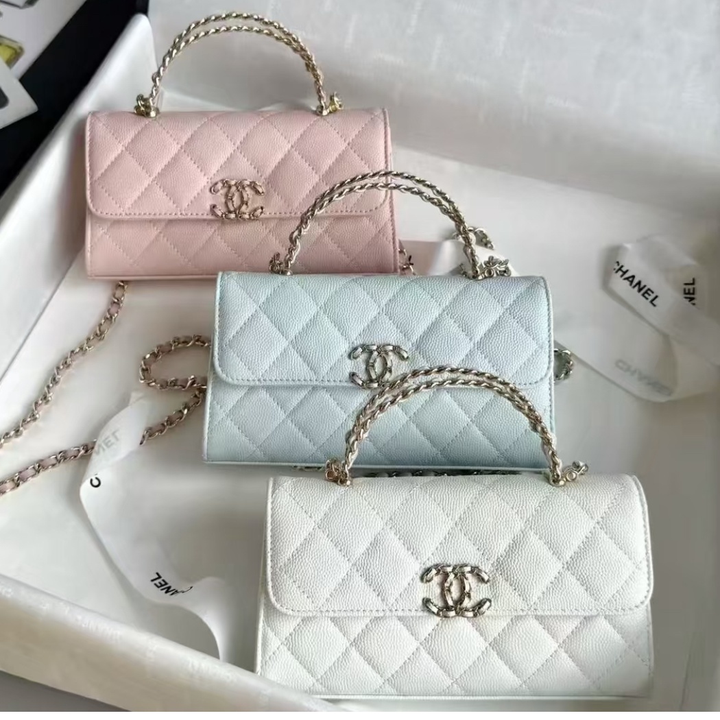 超可愛い】2025春夏 CHANEL シャネル フォンケース