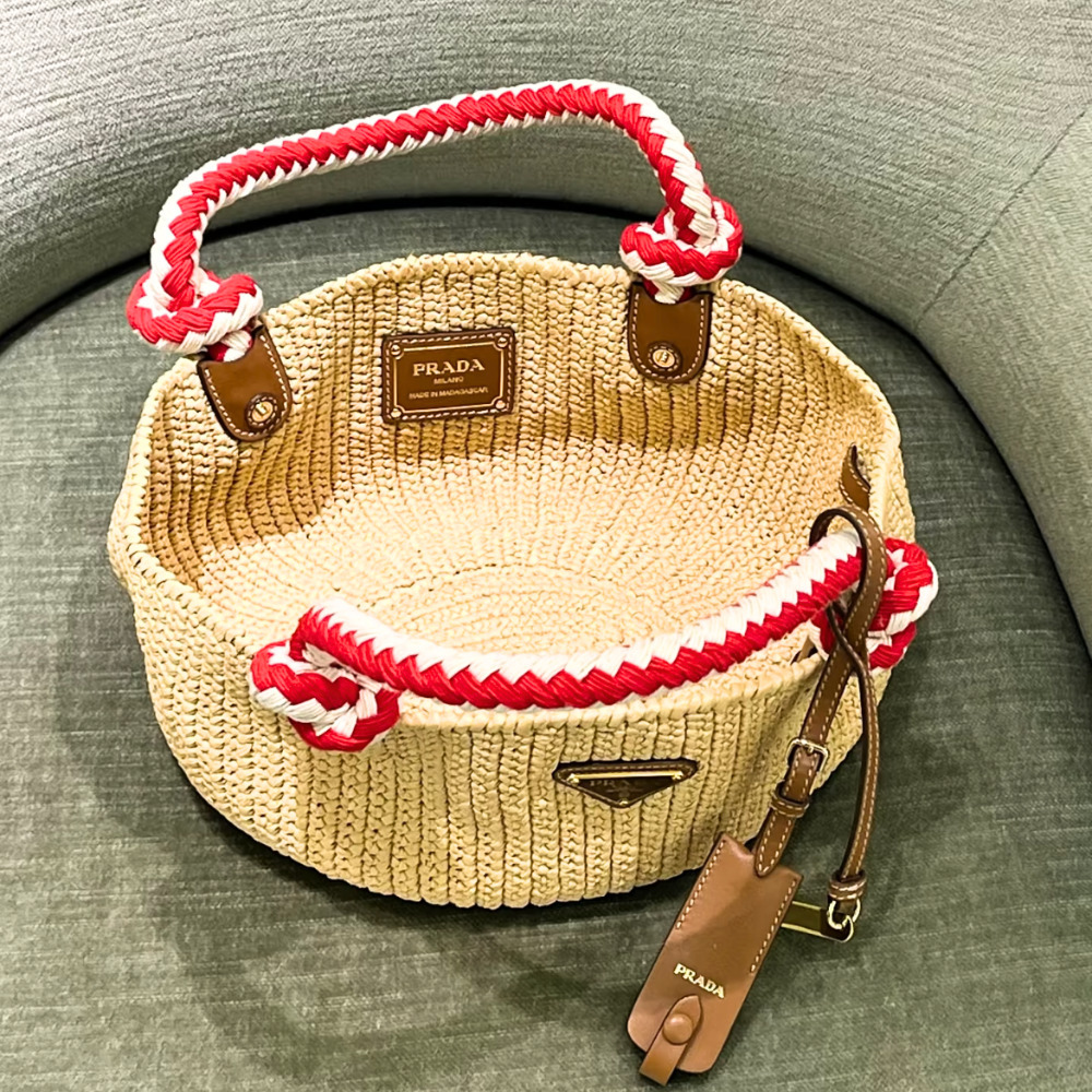 《大人可愛い》【PRADA】スモールクロシェバッグ かぎ針編み