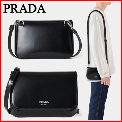 【関税込み】 ☆PRADA (プラダ)☆ レザー ミニ ショルダーバッグ