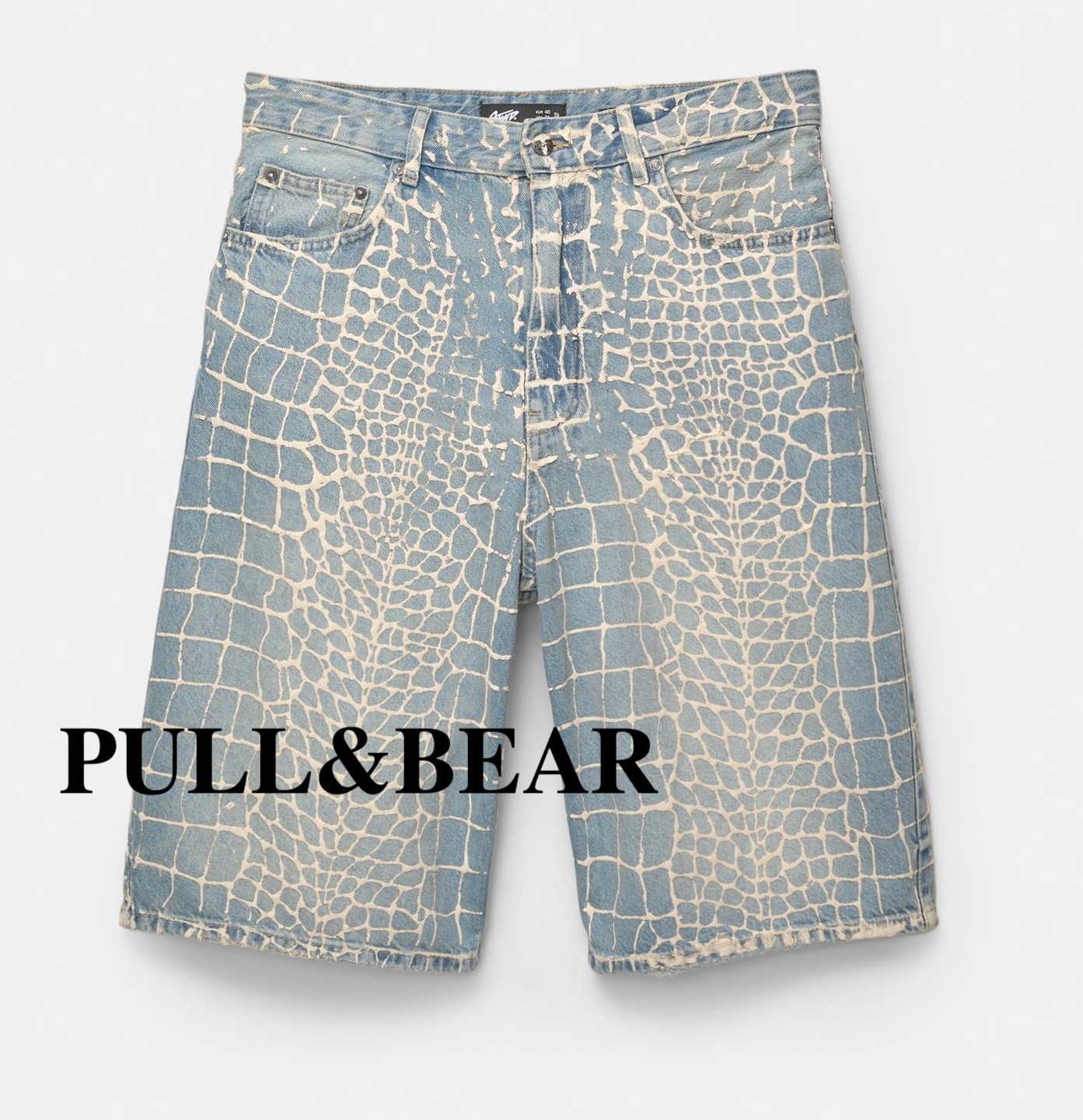 ★日本未入荷*PULL&BEAR*新作*クロコ型プリントデニムショーツ★