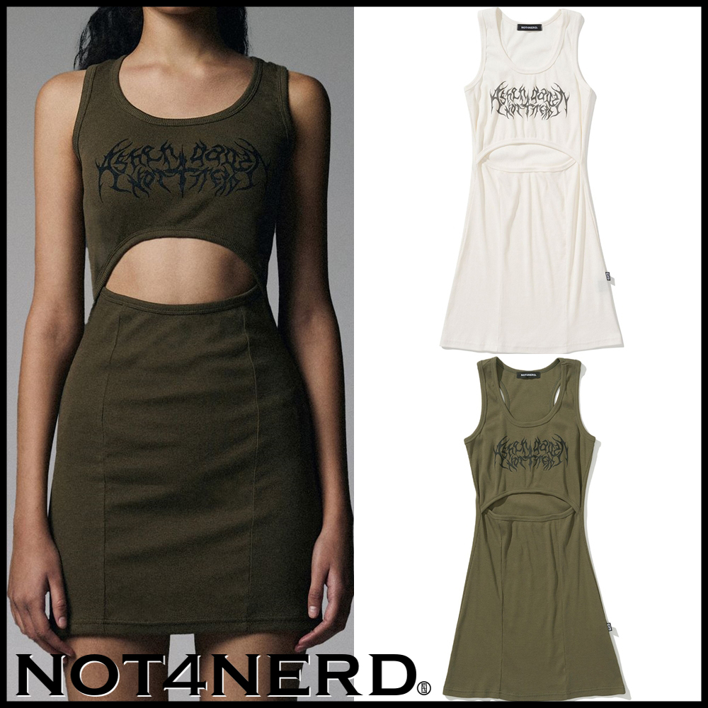 NOT4NERD ■ W Ashen Dawn Thorn Logo Mini Dress