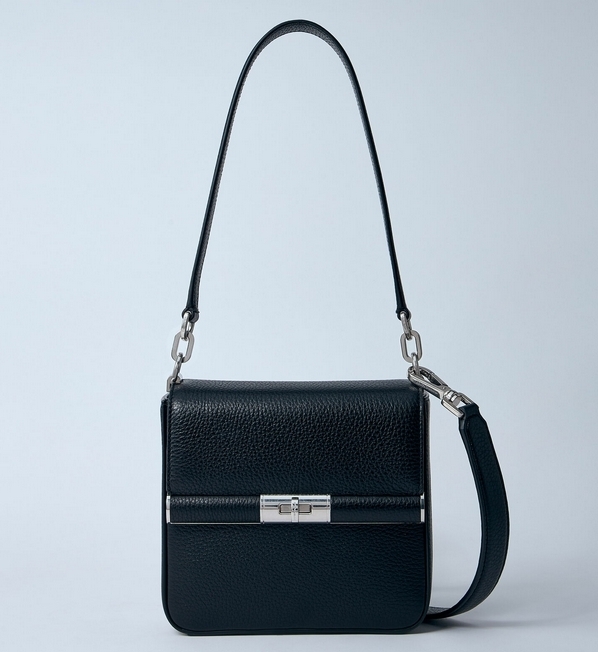 国内発送 Dolce & Gabbana☆レザー ショルダーバッグ ブラック