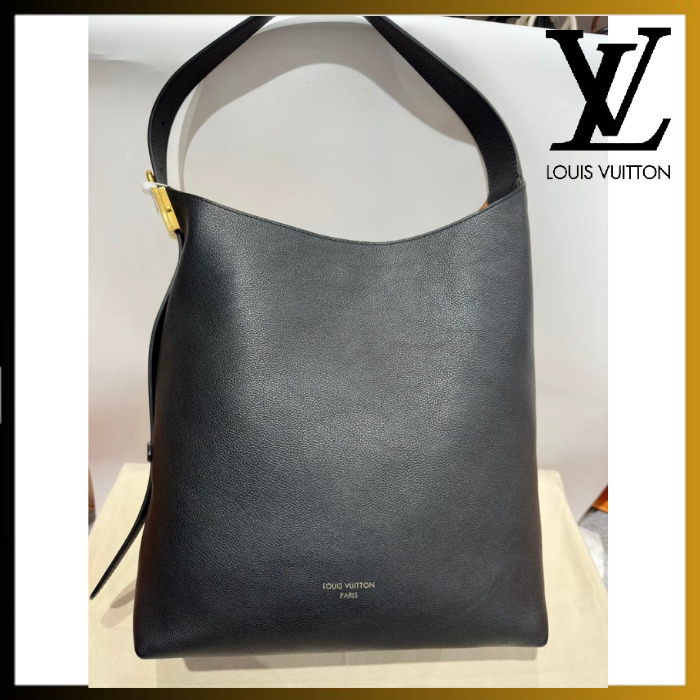 【クールな印象 /黒】Louis Vuitton ローキーホーボーPM