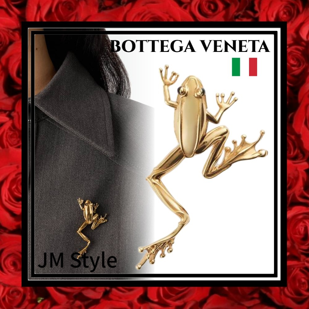 直営店▲BOTTEGA VENETA▲小さなカエルのピン