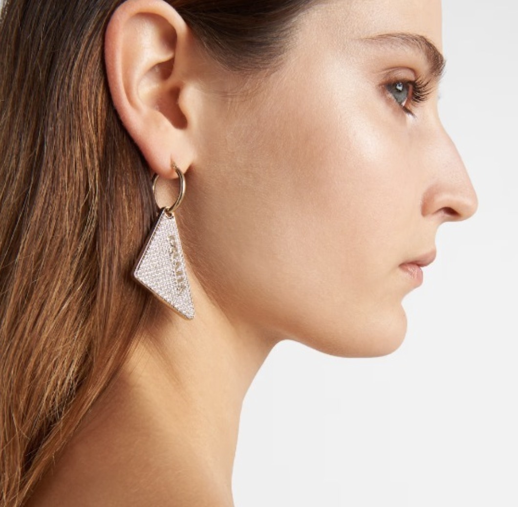 【送料関税込み】PRADA クリスタル ロゴ ジュエル ピアス