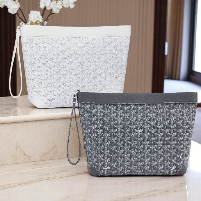 海外希少【GOYARD/ゴヤール】コンティポーチ