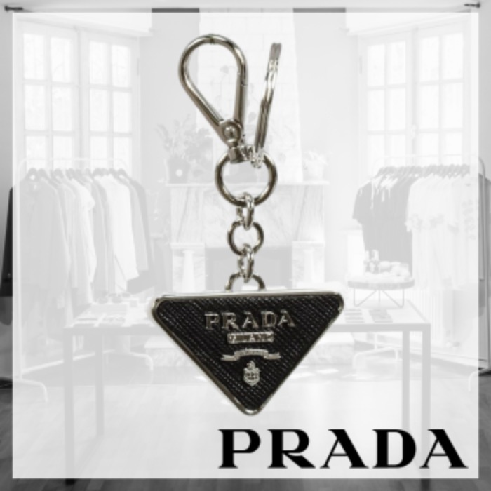 【PRADA】ロゴ キーホルダー スチール カーフレザー ブラック