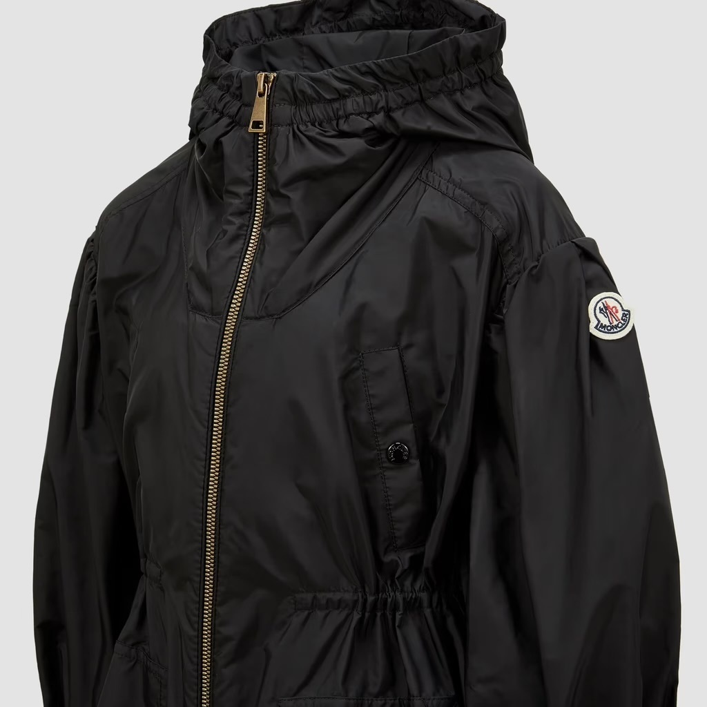 【MONCLER】大人もOK!\"Bessie\"フード付き撥水ロゴジャケット/2色