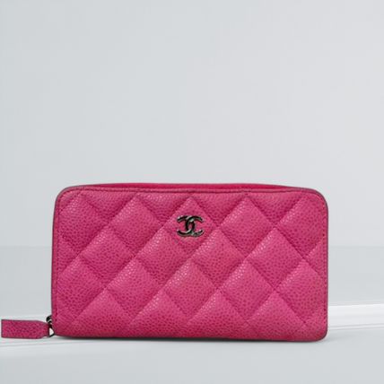 【鮮やかなレッドカラー♡】CHANEL コインパース ルージュ アリュール リップスティック（鮮やかな発色） 196
