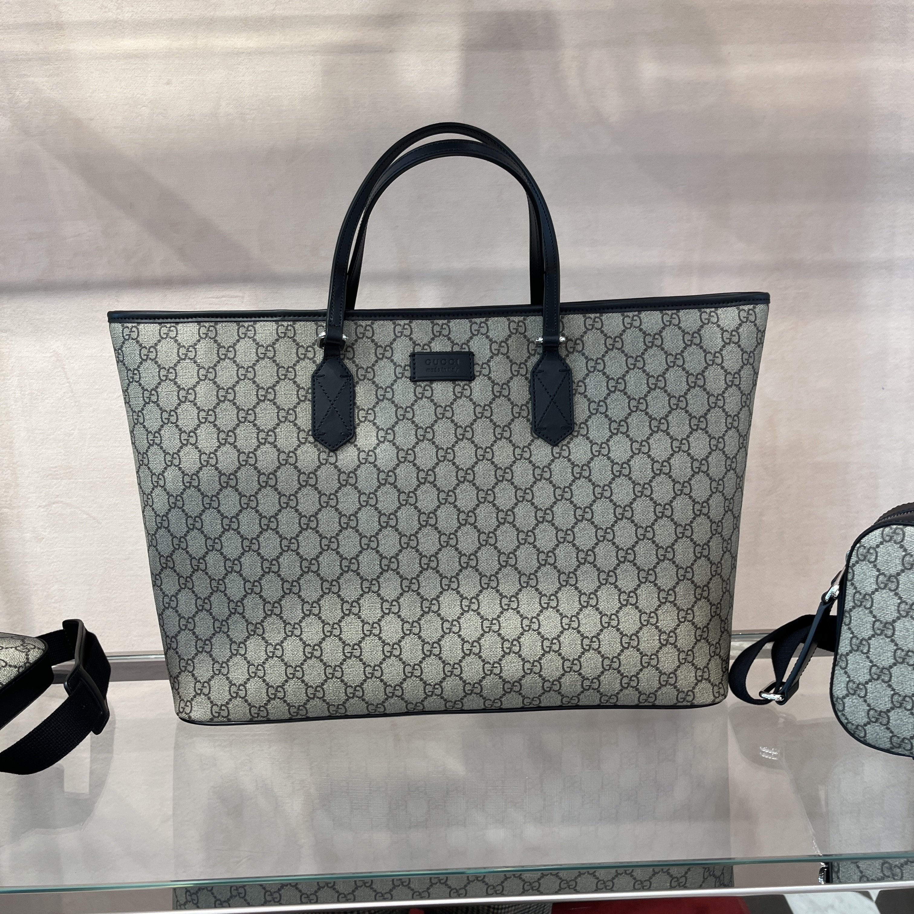 ★GUCCI★ グッチ 779864 トートバック
