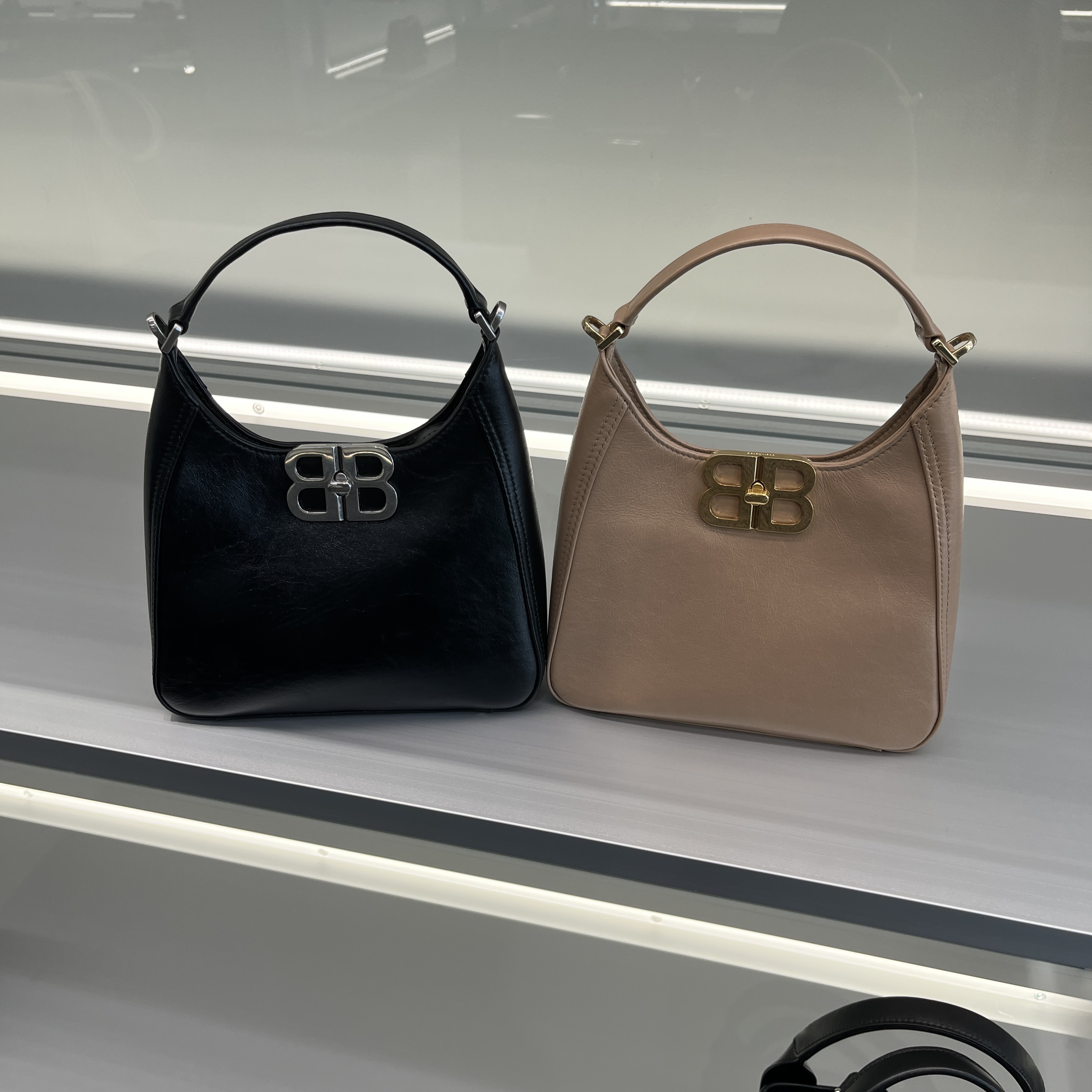 ★BALENCIAGA★ 801928 BB SOFT HOBO バック S