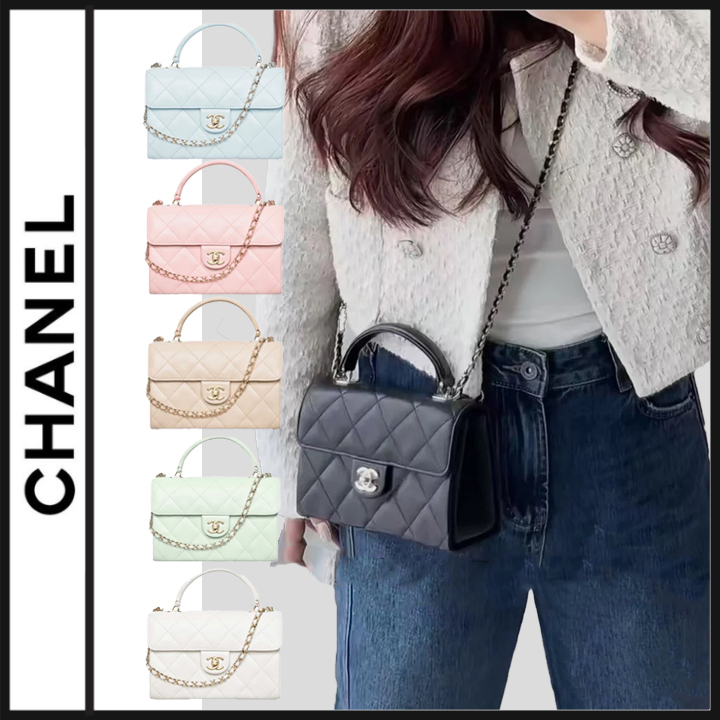 実用的なミディアムサイズ♡CHANELトップハンドルバッグ