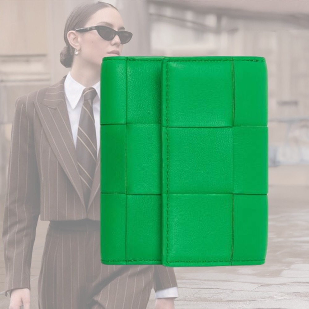 【洗練された】BOTTEGA VENETA 財布 三つ折り グリーン